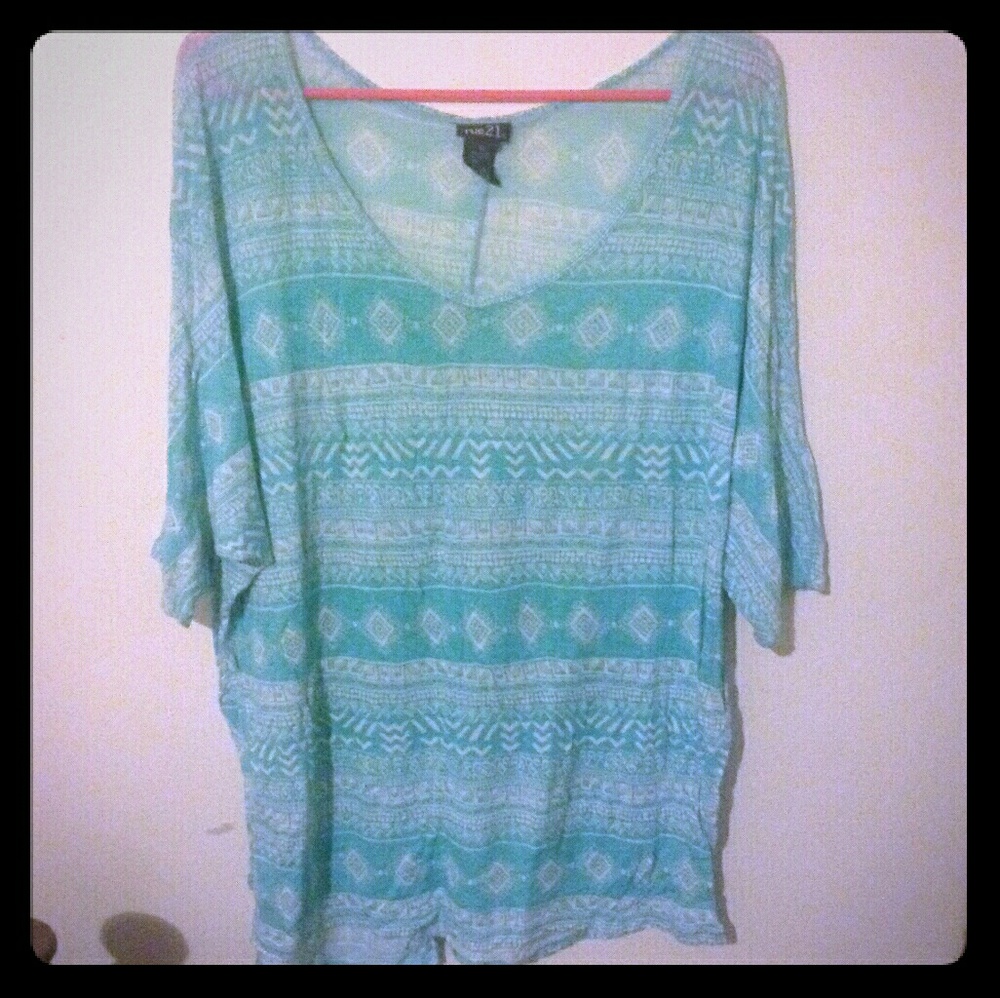 Rue21 T-shirt